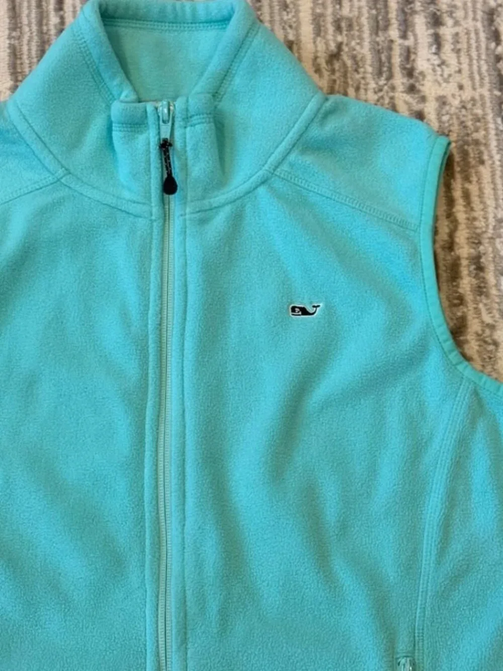 Vineyard Vines women's small green fleece vest Retails $80